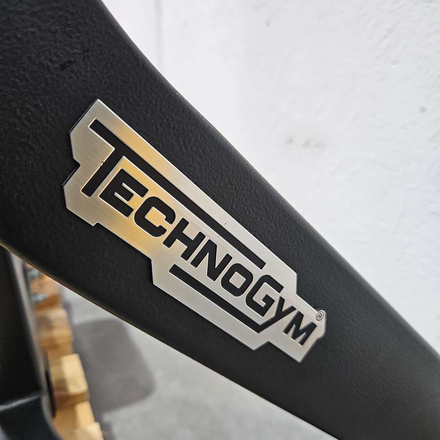3er Set Technogym Pure Drückerbänke, 1x Flachdrückerbank 1x Schrägdrückerbank und 1x Negativdrückerbank, Pure Strength Bench Series, Farbe Schwarz, gebraucht - überholter Zustand