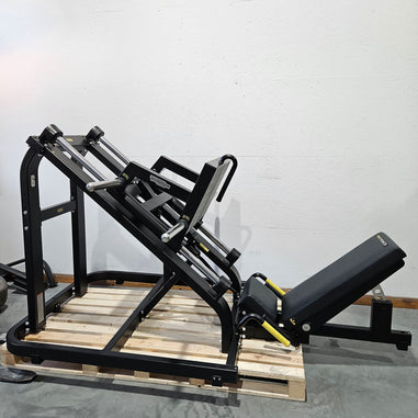 Technogym Pure Strength Linear Leg Press, Plate loaded 45° leg