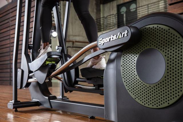 Sportsart Elliptical, elliptical trainer G874