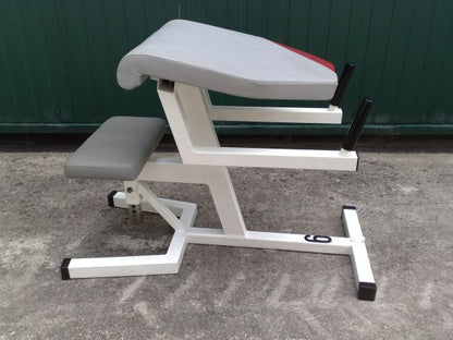 Dr. Wolff Gluteus Trainer 320 und 325, Pomaschine, Weiß, gebraucht