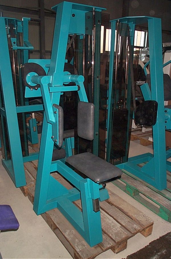 Gym 80 equipment park, Edition Line, 13 strength machines with plexiglass cover, used
