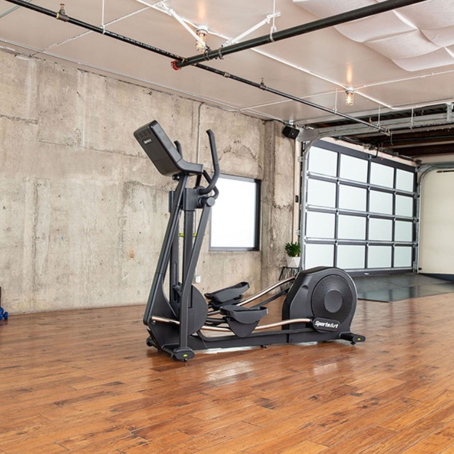 Sportsart Elliptical, Ellipsentrainer E873