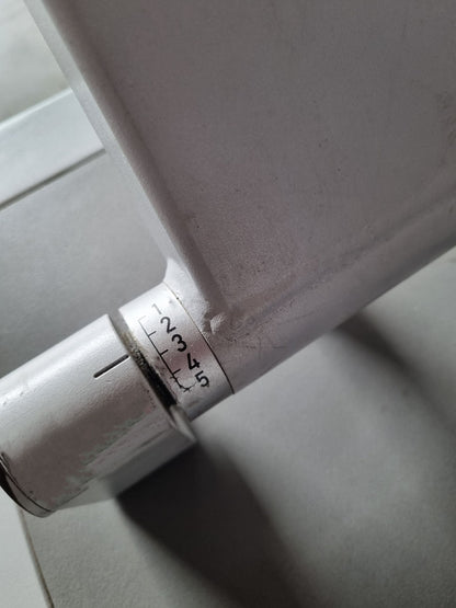 Frei Genius Eco Rückenstreckermaschine, Hyperextension, Rückenmaschine Lower Back, Rahmenfarbe Silber, Polsterfarbe Rot, gebraucht - überholter Zustand